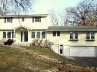 2909 Fairchild Ave, Wayzata, MN 55391