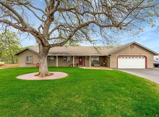 11970 Happy Trails Dr, Red Bluff, CA 96080