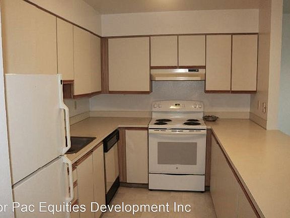 5th image of 857 NE 67th St #6619-102