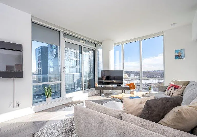 615 6th Ave SE #710 — Photo 9