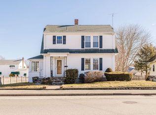 31 S Main St, Bellingham, MA 02019