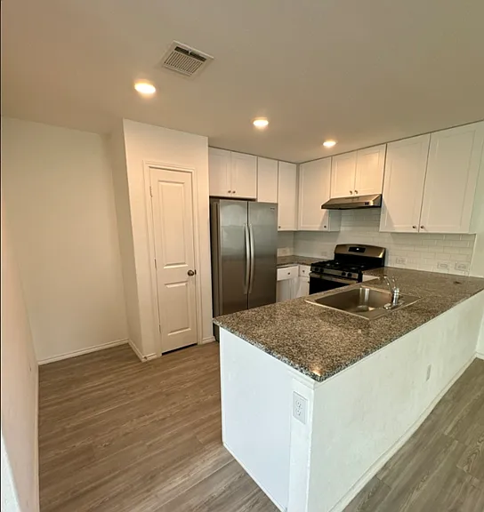 31663 Meander Ln — Photo 6