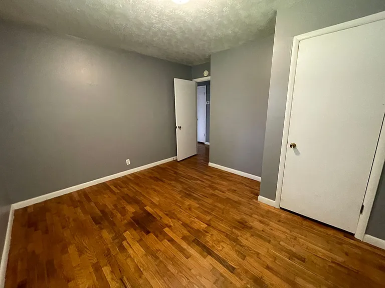730 Crabapple Dr — Photo 8