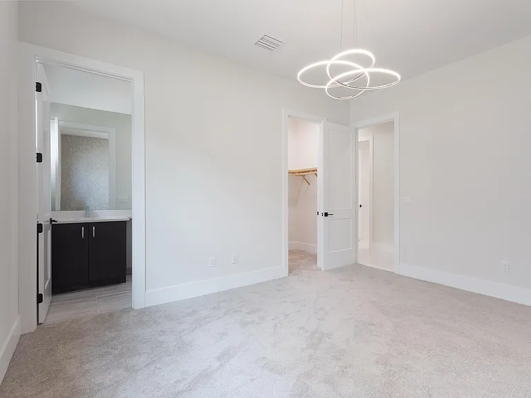 9124 Coral Isles Cir — Photo 38
