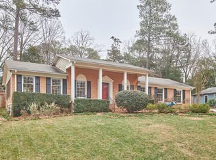 3219 Oxford Dr, Durham, NC 27707