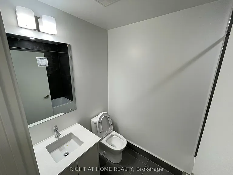 495 Logan Ave #412 — Photo 7