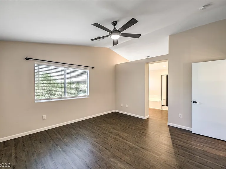 10650 Streamside Ave — Photo 14