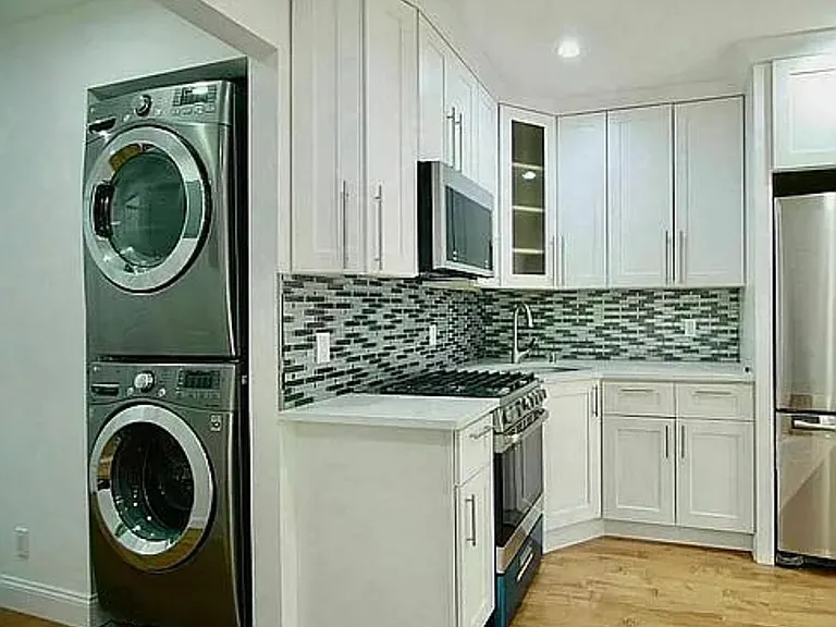 703 Macdonough St #2 — Photo 5