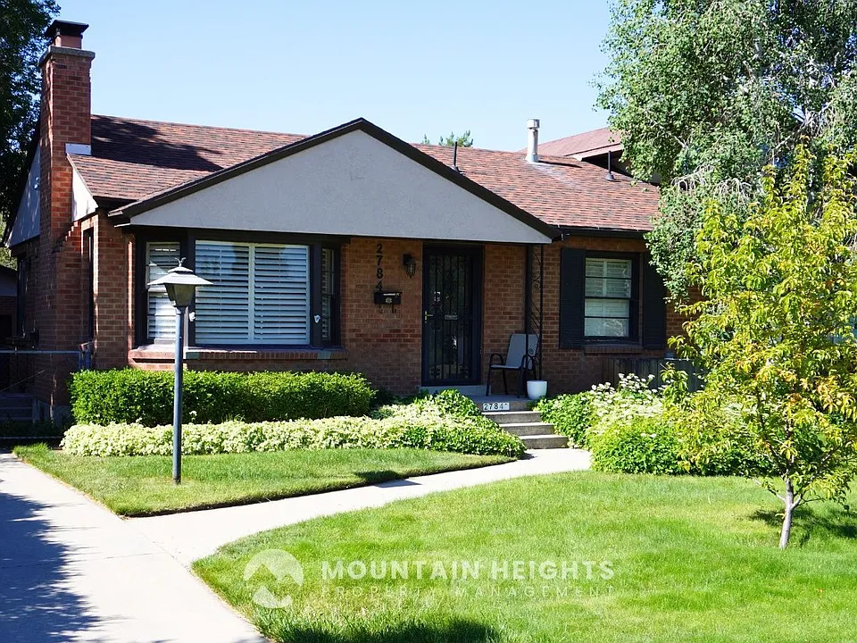 2784 E Delsa Dr