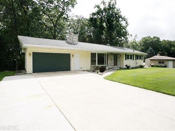 2nd image of 239 Gregg Dr