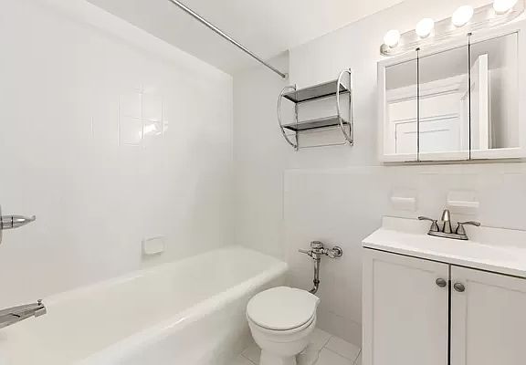 3rd image of 243 W End Ave APT 1210