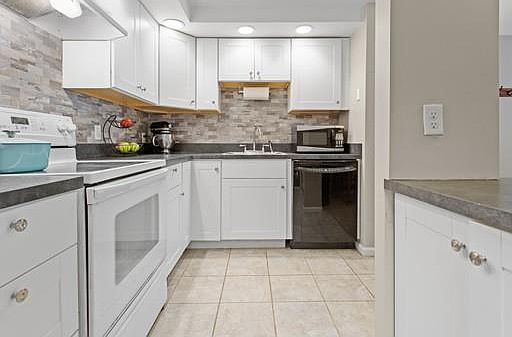 3rd image of 33 Washington Grn Unit 3