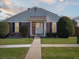 16225 Rudgate St, Southgate, MI 48195