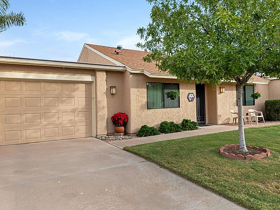 2nd image of 14 Leisure World