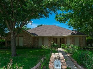 1421 Stratford Ln, Denton, TX 76209