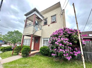 201 S Main St, Taylor, PA 18517