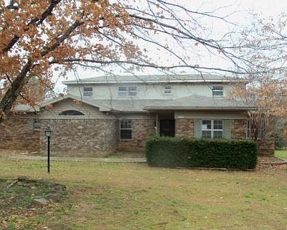 1st image of 1270 E Oaks Manor Dr