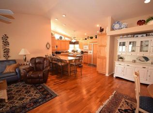 10906 E Spring Creek Rd, Sun Lakes, AZ 85248