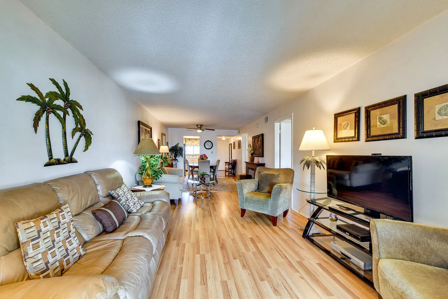 2 bed, 1.0 bath, 957 sqft, $2,806 — Photo 3