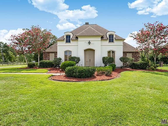 2nd image of 21435 Stone Bridge Ct