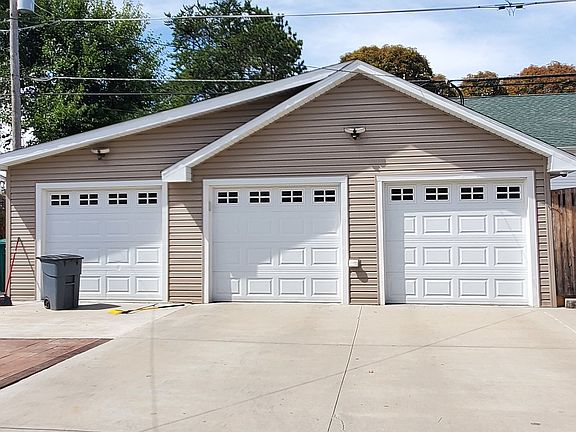 2nd image of 1205 Highland Ave
