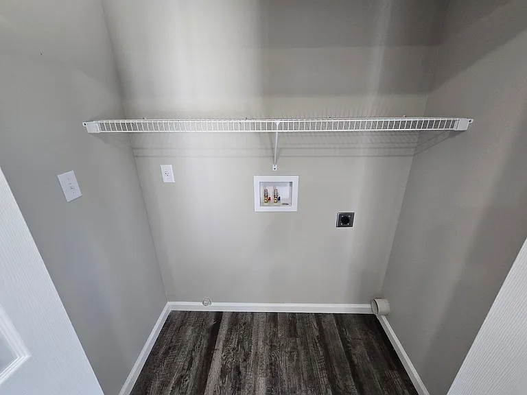 101 Goldfinch Dr — Photo 28
