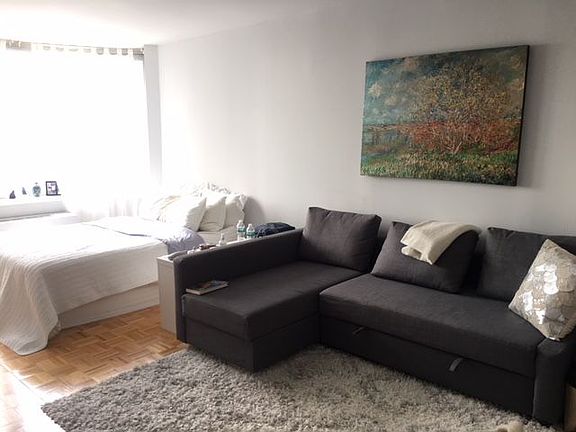 3rd image of 500 W 43rd St APT 12A
