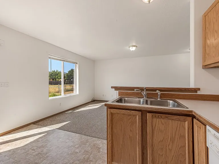 1620 E Coeur D Alene Ave #A — Photo 9