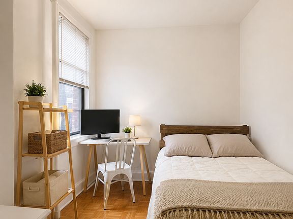 3rd image of 149 Sullivan St APT 4F