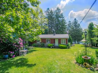 74 N Shore Rd, Voluntown, CT 06384