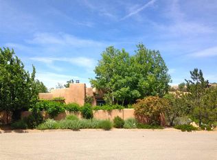 400 Calle Kokopelli, Santa Fe, NM 87501