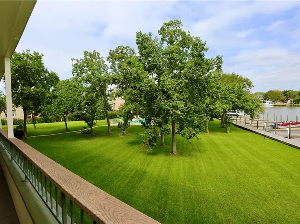 18809 Egret Bay Blvd APT 306, Houston, TX 77058