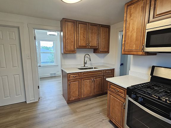 2nd image of 3244 N Osceola Ave