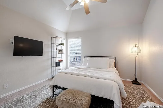 823 Peg Oak — Photo 27