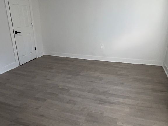 2nd image of 109 S 7th Ave #111-1/2