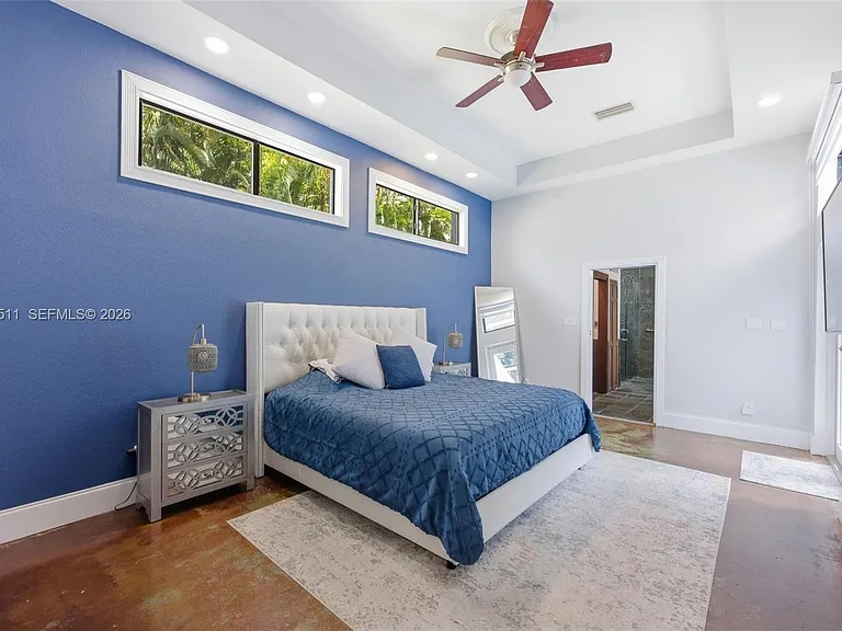 608 SW 13th St — Photo 12
