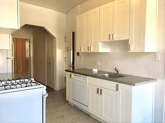 Rented by Corcoran | media 8