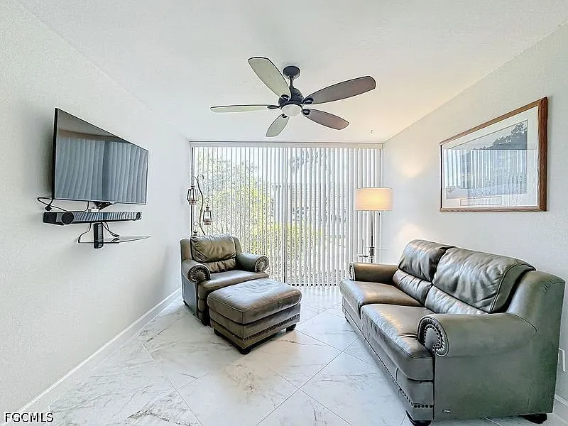 2 bed, 2.0 bath, 1746 sqft, $5,000 — Photo 2