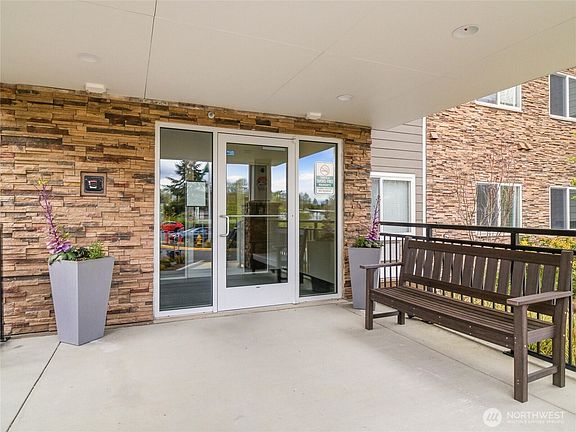 3rd image of 3803 17th Street SW #216