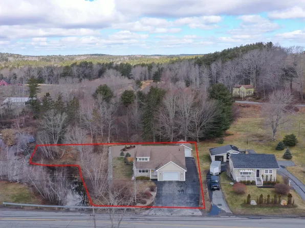 318 Victoria Rd, Bridgewater, NS B4V 2P1