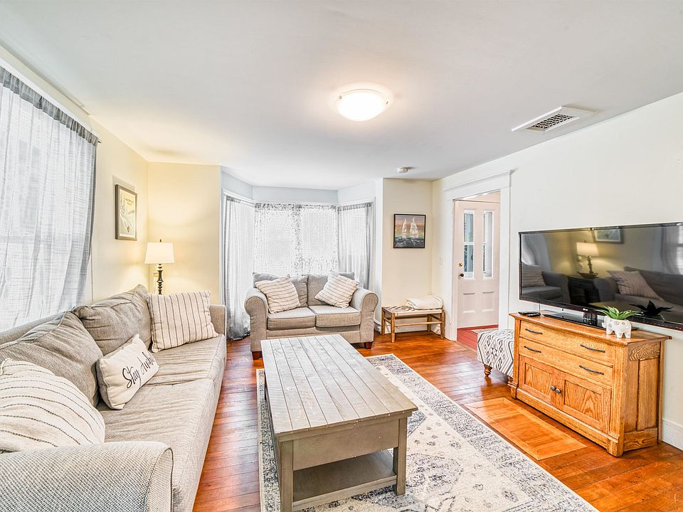 52 Lower Main Street, Sunapee, NH 03782 Zillow