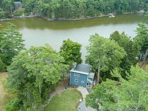 3rd image of 7 Lower Rich Cove Road