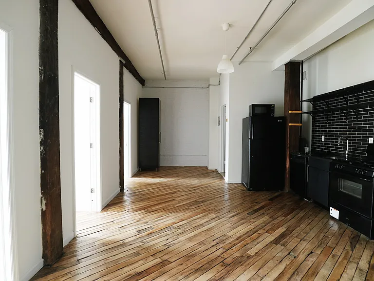 885 Park Ave #2G — Photo 5