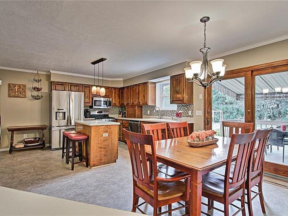 4th image of 112 Glenbrook Dr