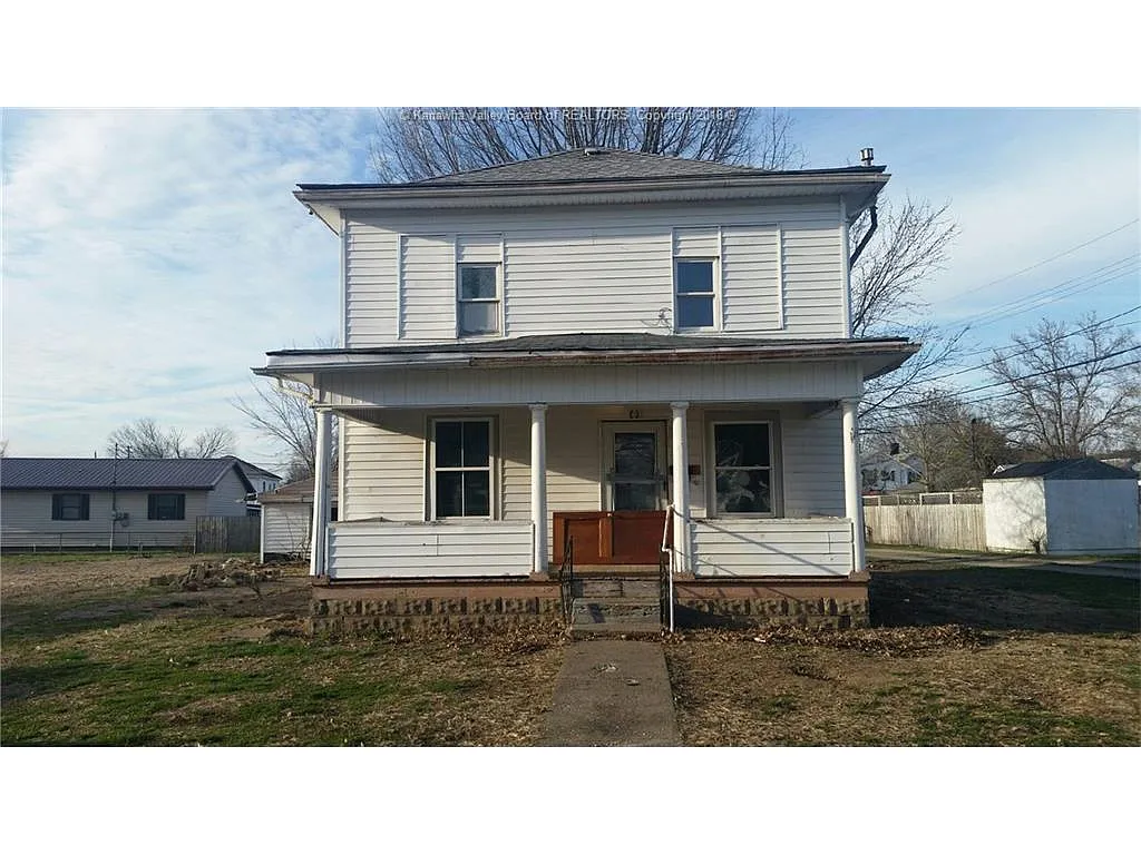 603 Ashton St photo 1