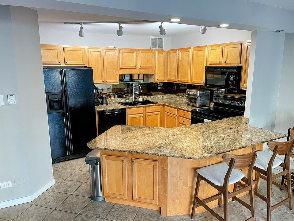 1st image of 211 E Ohio St APT 1808