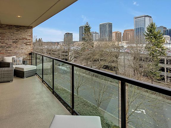 2nd image of 511 100th Ave NE #Penthouse 403