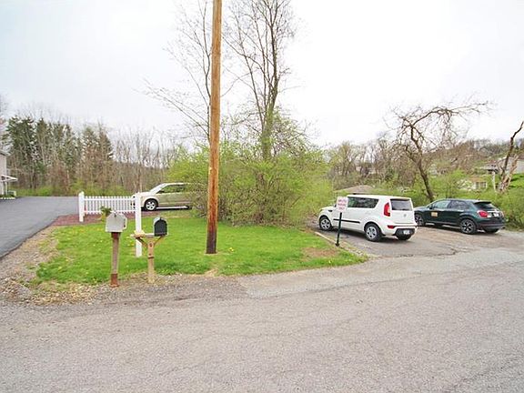 5th image of 5237 Veterans Ln