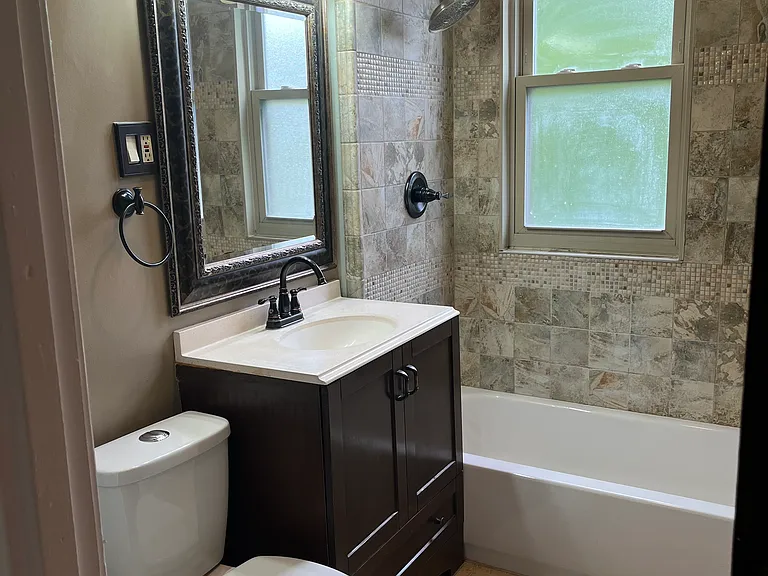 8037 Floral Ave #2 — Photo 7