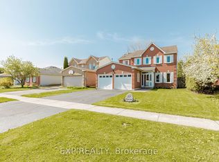 33 Meaghan St, Hamilton, ON L8B 0H5